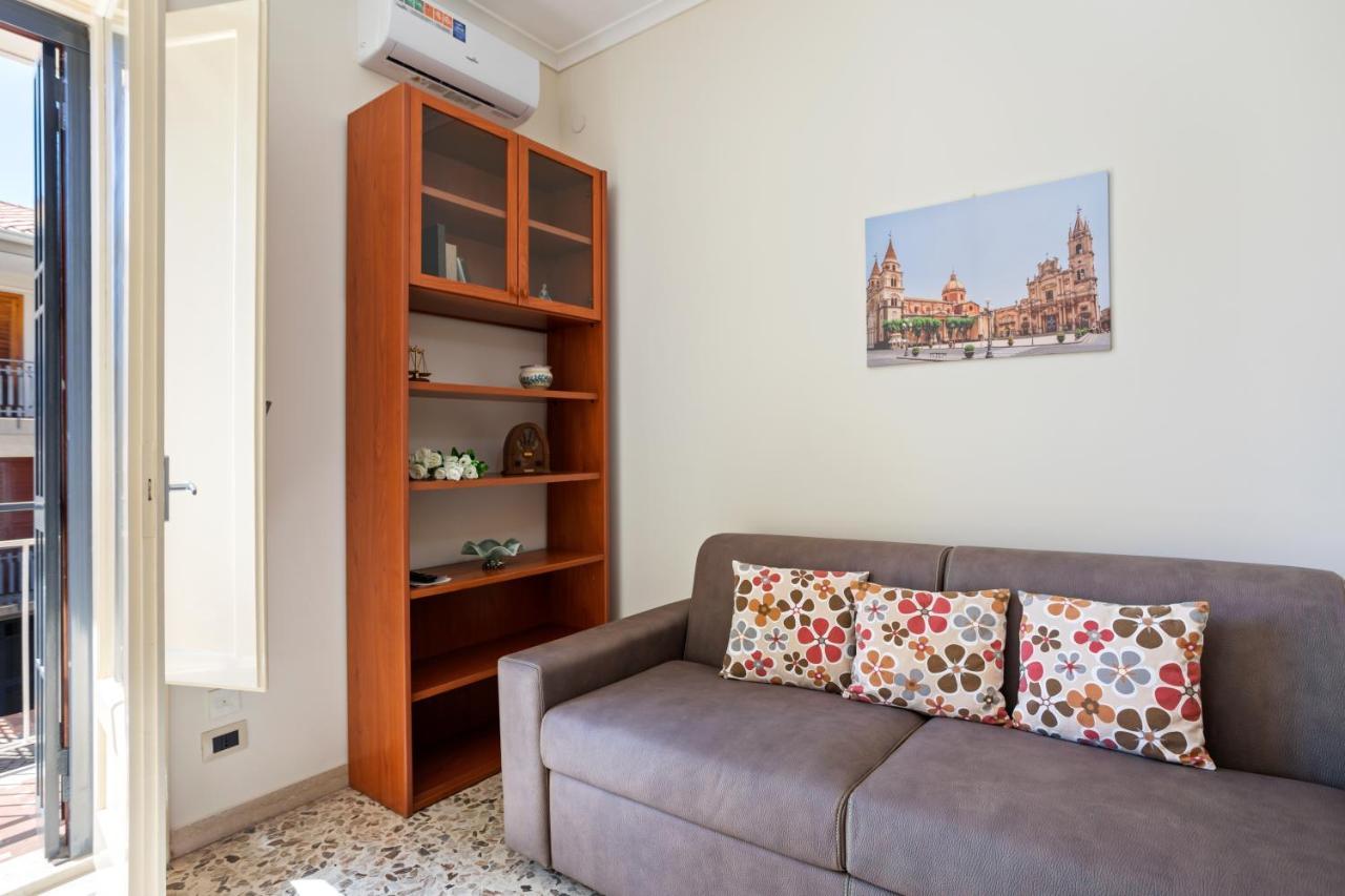 Tra Il Centro E Il Mare Apartment Con Terrazzo Aci Castello Εξωτερικό φωτογραφία