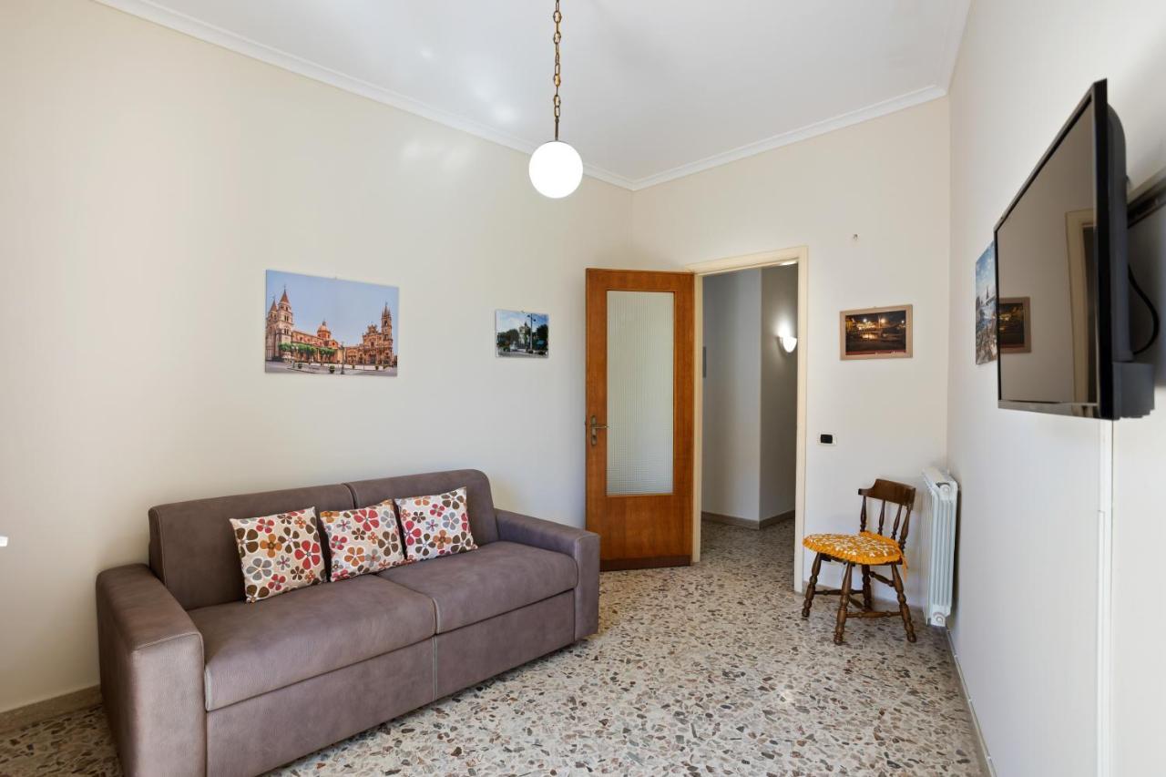 Tra Il Centro E Il Mare Apartment Con Terrazzo Aci Castello Εξωτερικό φωτογραφία